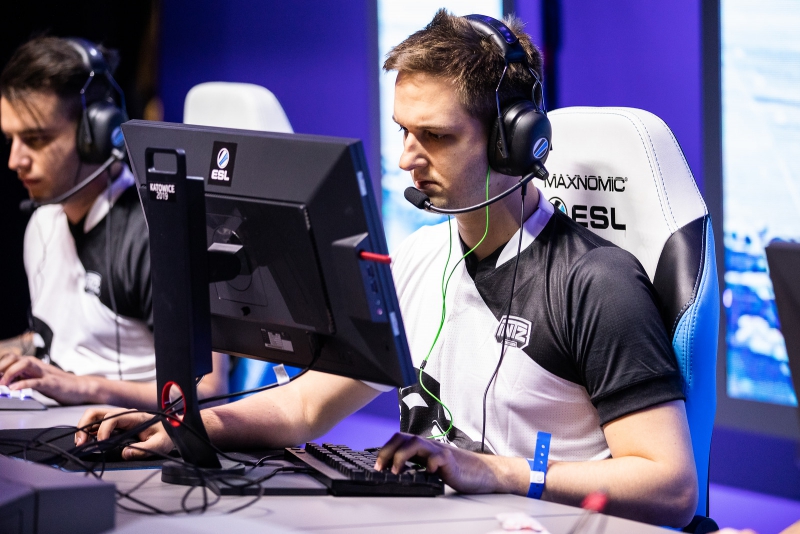 kNgV- shines as INTZ defeat Bravado; advance to Americas Minor