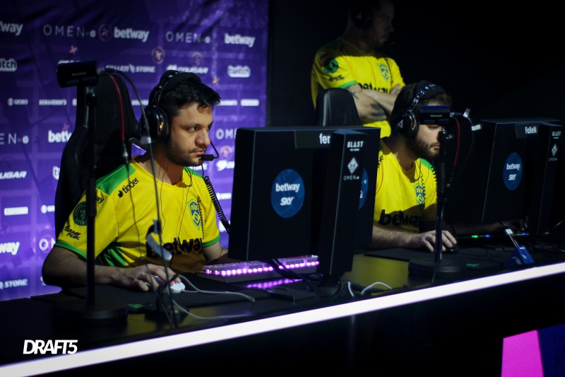 https://static.draft5.gg/news/2019/03/28235008/MIBR-fer-BLAST-Pro-Series-S%C3%A3o-Paulo-2019.jpg