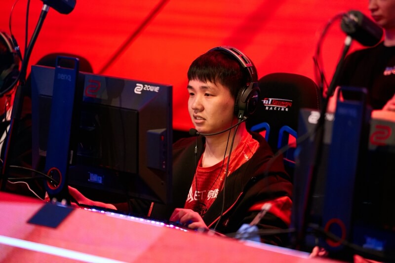 TYLOO e ViCi estão empatadas na luta pela ponta do RMR asiático | Foto: Igor Bezborodov/StarLadder