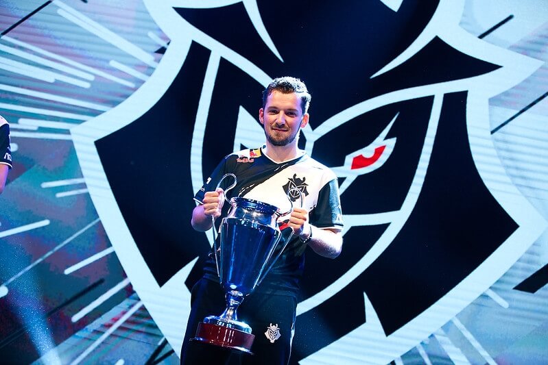 https://static.draft5.gg/news/2020/08/28190035/G2-huNter-Champions-Cup-Finals-2019.jpg