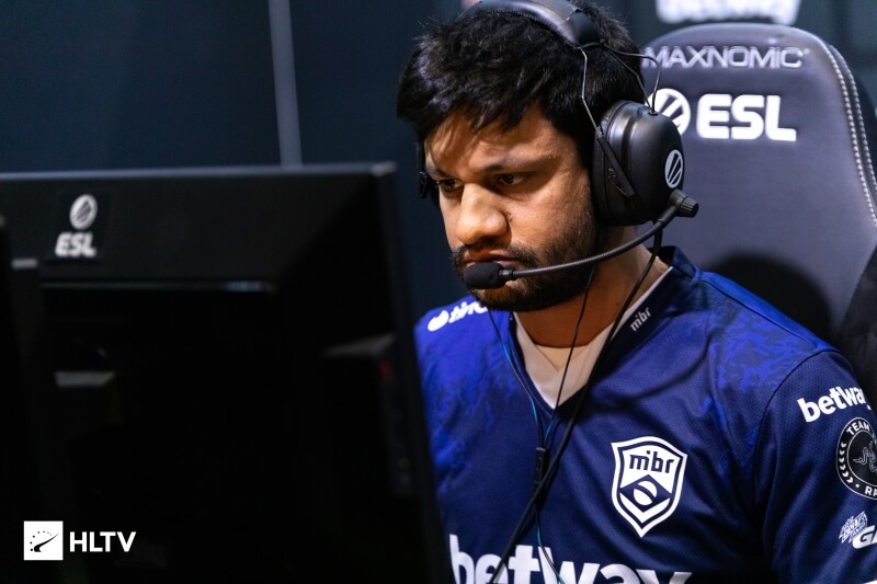 fer poderia se reunir com kNg e trk, dupla com a qual atuou junto sob o banner do MIBR | Foto: HLTV.org