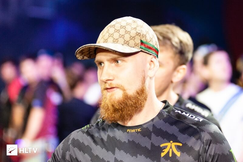 https://static.draft5.gg/news/2020/12/01105501/KRIMZ-FNATIC.jpg