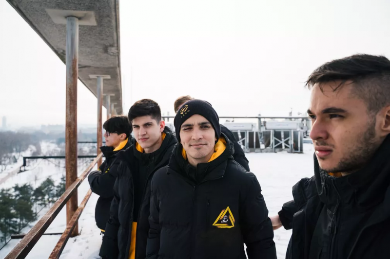 https://static.draft5.gg/news/2021/02/12105836/GODSENT-TIME-COMPLETO.png