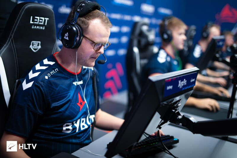 https://static.draft5.gg/news/2021/12/09085214/Astralis-Xyp9x-BLAST-Premier-Fall-Finals-2021.jpg
