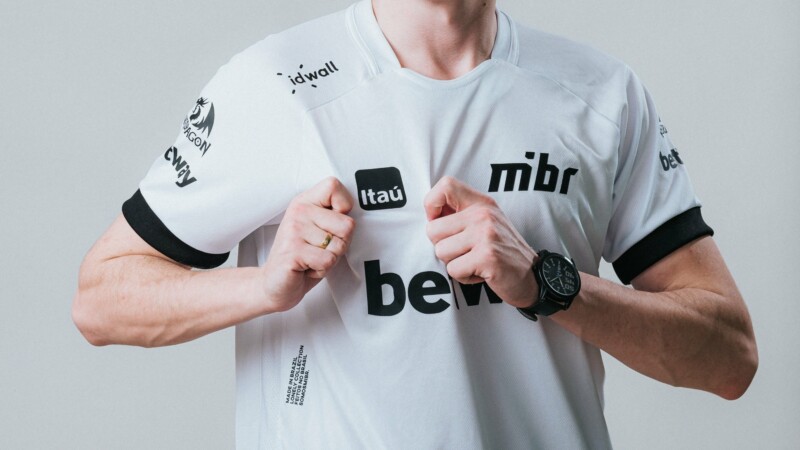 https://static.draft5.gg/news/2021/12/23165148/MIBR-Camisa.jpg