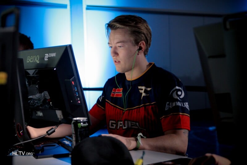 rain em seu primeiro torneio com a camisa da FaZe Clan, a DreamHack Open Leipzig 2016 | Foto: HLTV.org