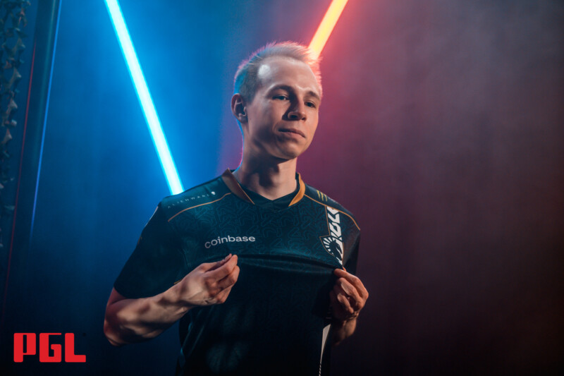 https://static.draft5.gg/news/2022/04/11225417/Liquid-EliGE-PGL-Major-Antwerp-2022-American-RMR.jpg