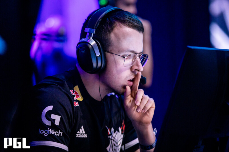 Vice-campeão de Major com a G2, AMANEK vai para o banco da LDLC ...