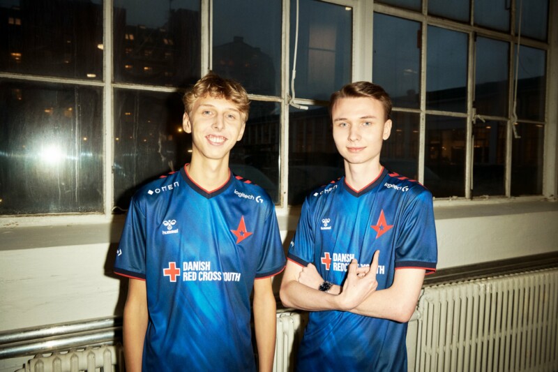 https://static.draft5.gg/news/2023/11/30142635/Astralis-stavn-e-jabbi-1.jpg