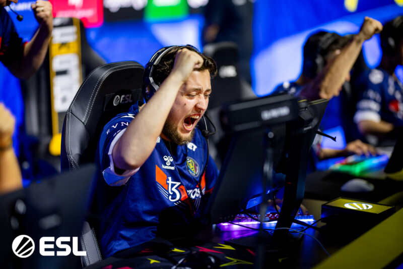 ZywOo impulsionou Vitality rumo ao título em Cologne | Foto: Michal Konkol/ESL