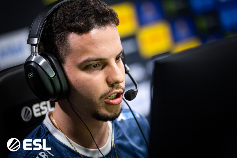 brnz4n dá lugar a Lucaozy no MIBR | Foto: Viola Schuldner/ESL