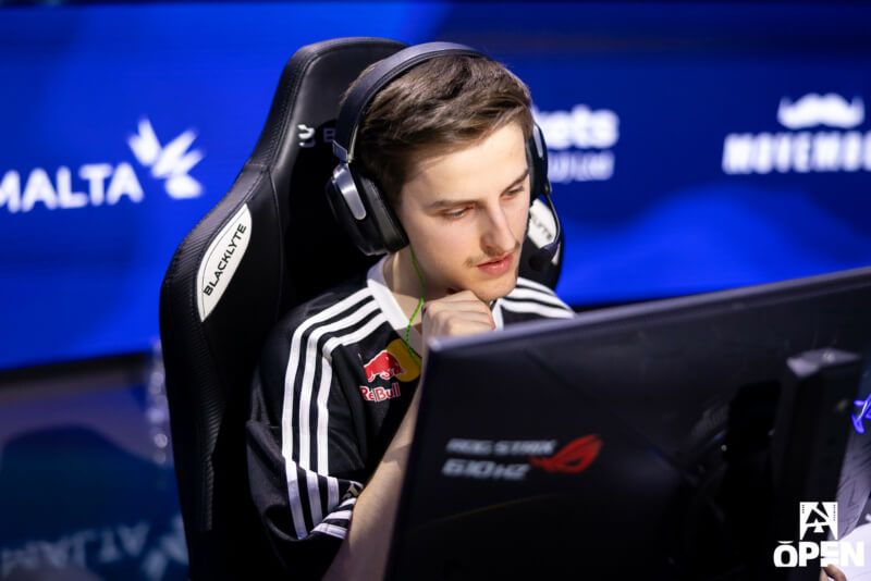https://static.draft5.gg/news/2026/08/27145701/FUT-Krabeni-BLAST-Open-Porto-2026.jpg