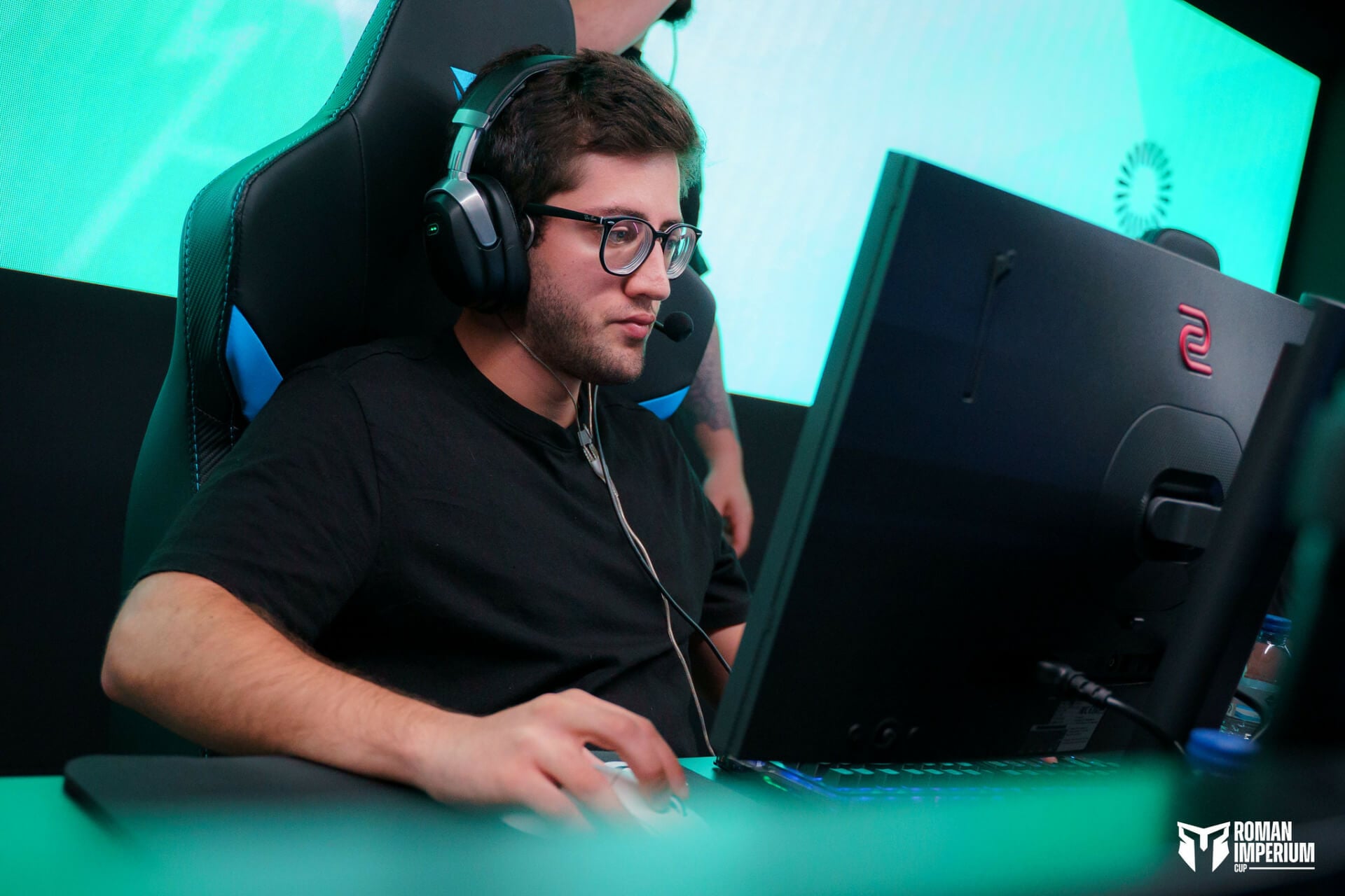 https://static.draft5.gg/news/2026/09/24211129/LargadosyPelados-zmb-Roman-Imperium-Cup-VIII.jpg
