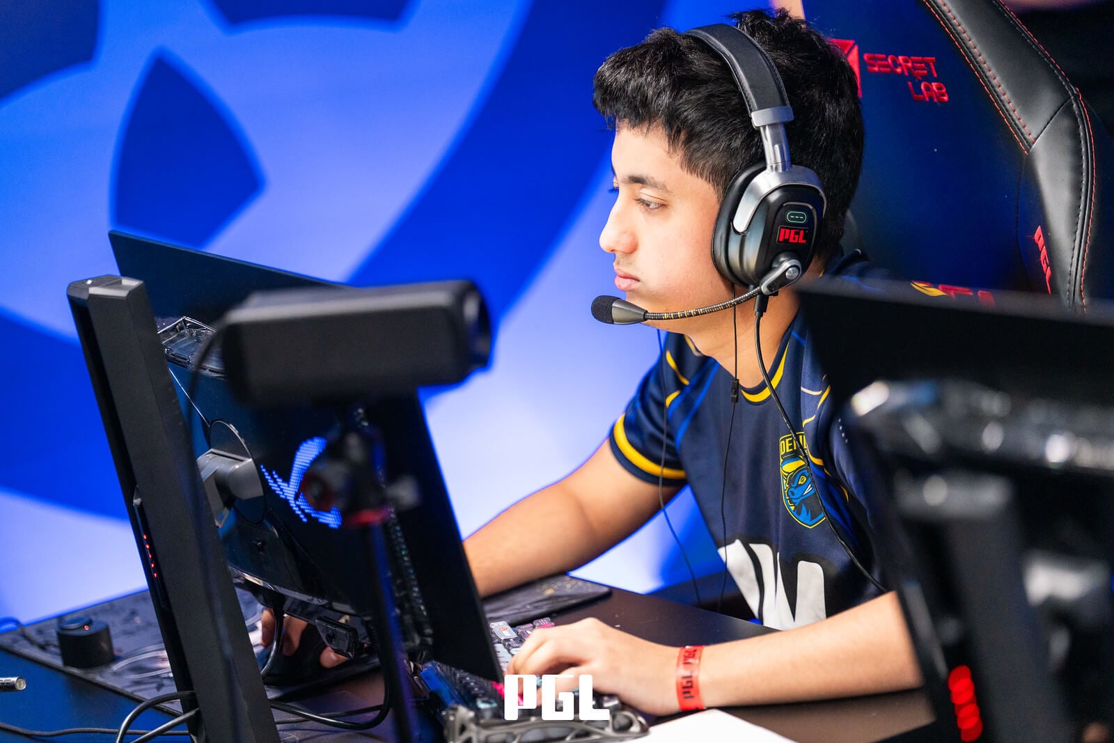 https://static.draft5.gg/news/2026/10/27113616/koala-DENDELE-PGL-Masters-Bucharest-2026.jpg